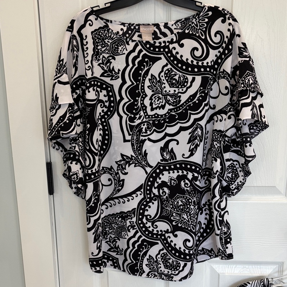 Chico's Black & White Paisley Flutter-Sleeve Blouse